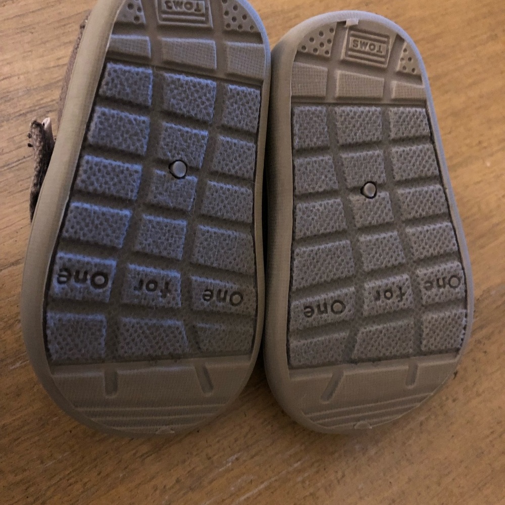 Baby Toms - Picture 2 of 3